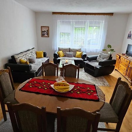 Apartman Naza Kulen Vakuf Exterior foto